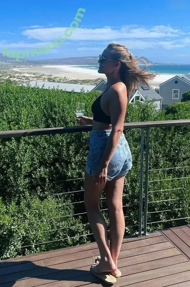 Alina Merkau nude photo #0064 (alinamerkau)