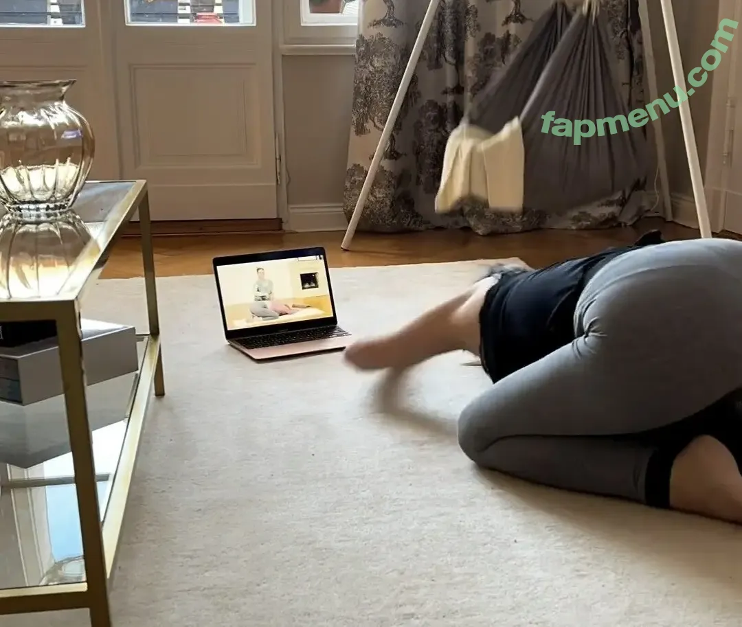 Alina Merkau nude photo #0073 (alinamerkau)