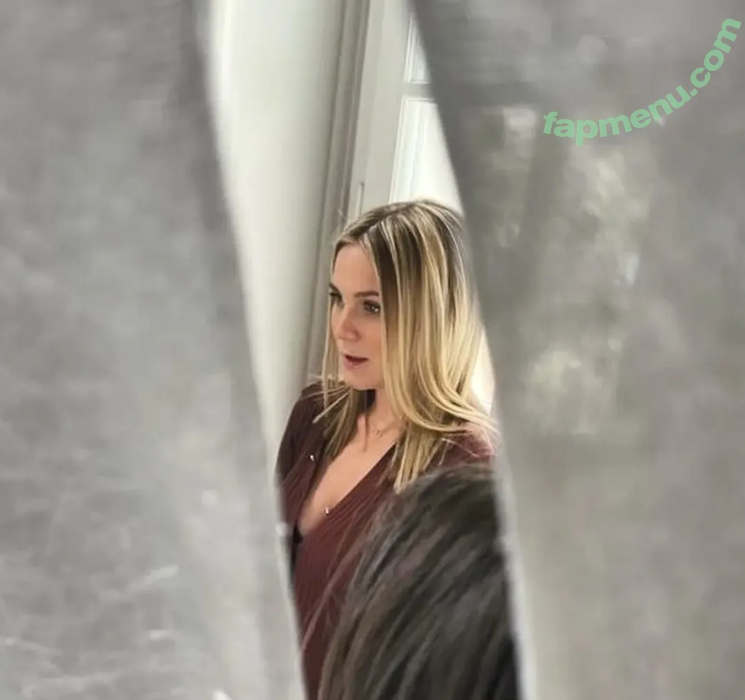 Alina Merkau nude photo #0133 (alinamerkau)