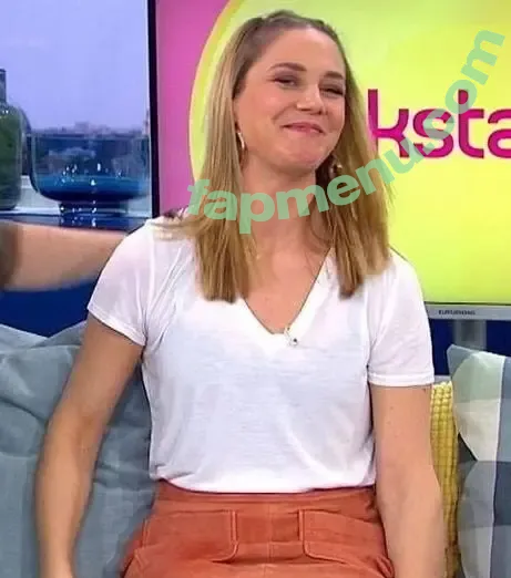 Alina Merkau nude photo #0140 (alinamerkau)