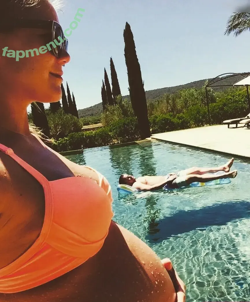 Alina Merkau nude photo #0142 (alinamerkau)