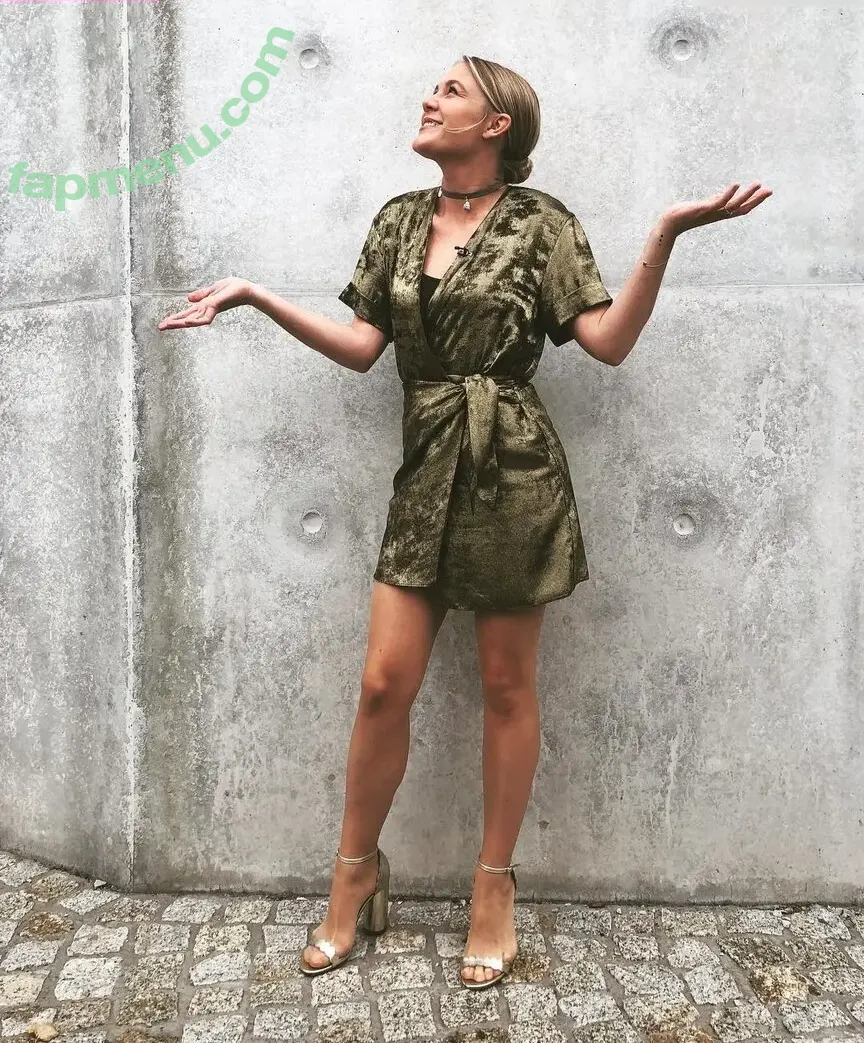 Alina Merkau nude photo #0148 (alinamerkau)