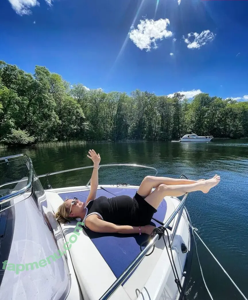 Alina Merkau nude photo #0228 (alinamerkau)