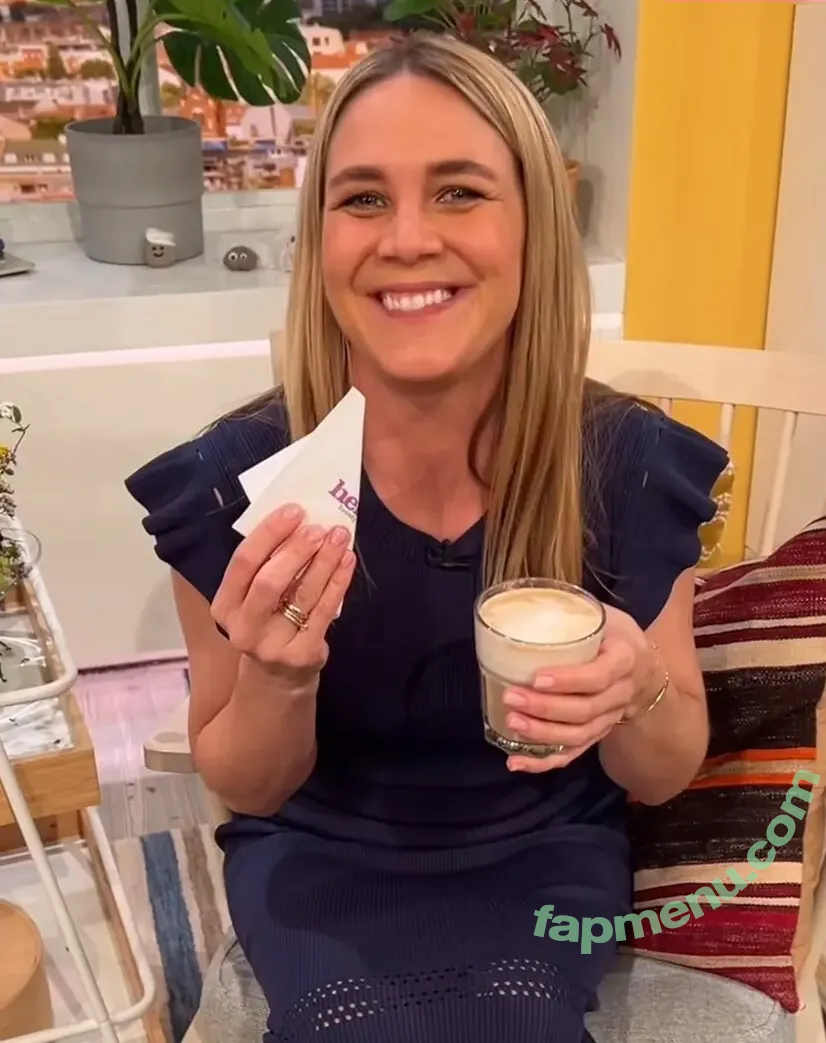 Alina Merkau nude photo #0409 (alinamerkau)