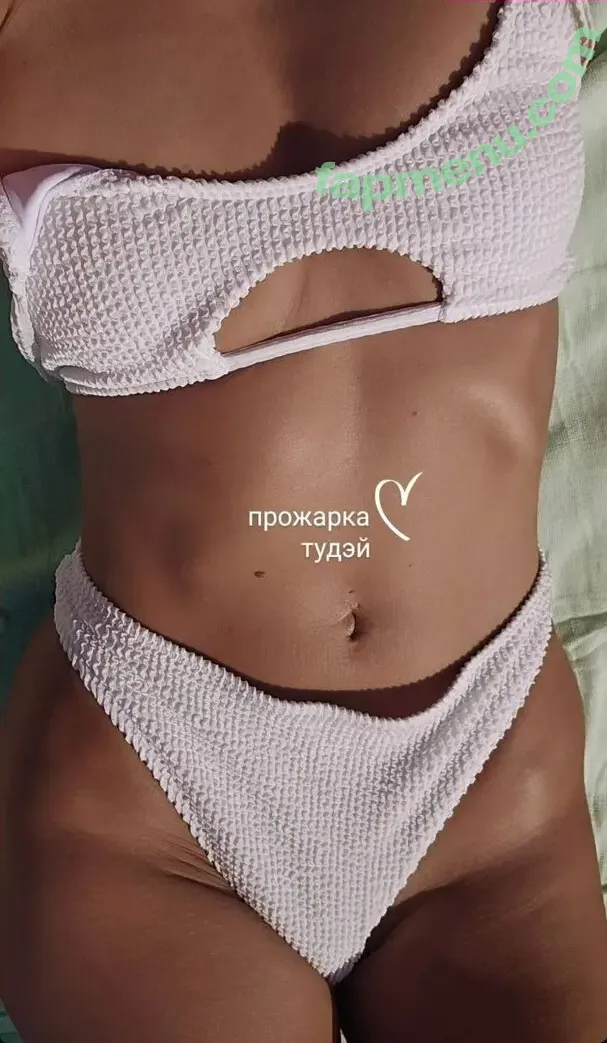 Alina Nesterova nude photo #0019 (alina_nester_art / posh_alina)