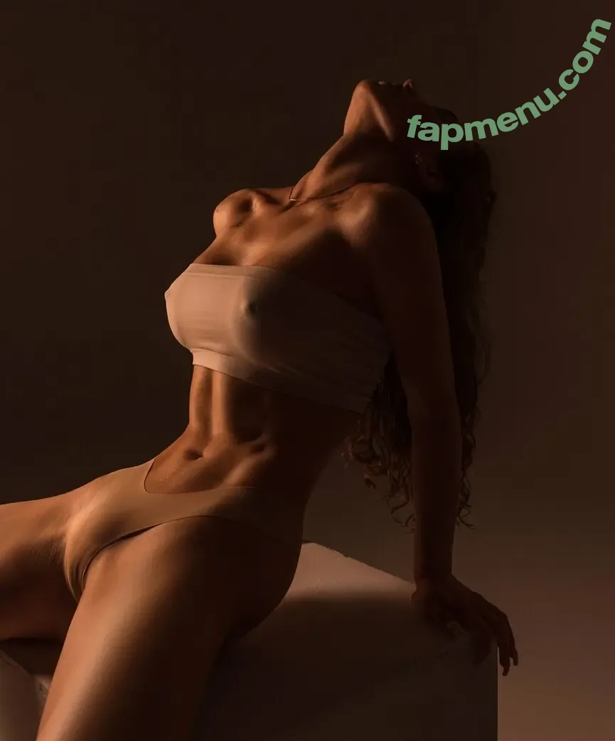 Alina Neuer nude photo #0004 (linnaamour)