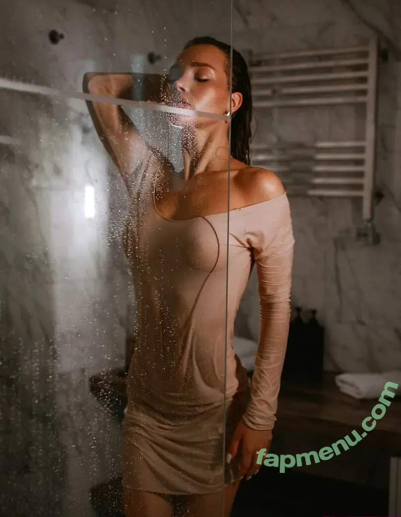 Alina Neuer nude photo #0091 (linnaamour)