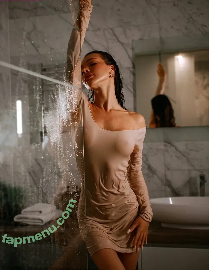 Alina Neuer nude photo #0093 (linnaamour)