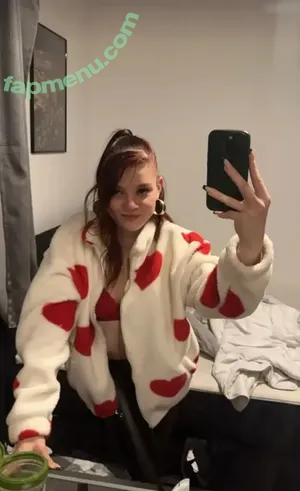  nude photo #0001
