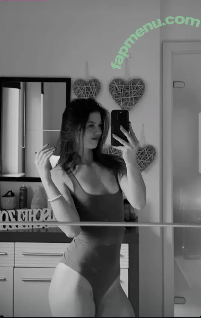 Alina Pfeifer nude photo #0025 (Alina Pfeifer)