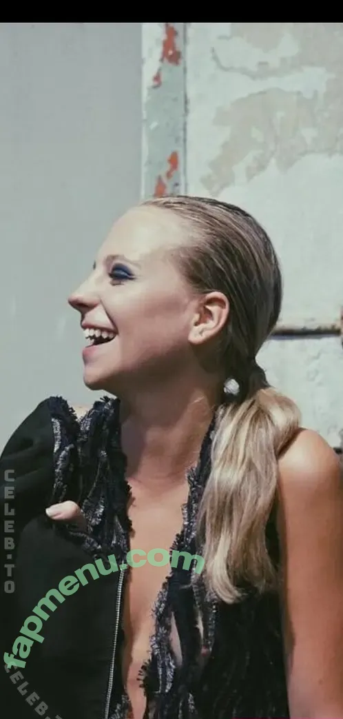 Alina Sophie Holst nude photo #0061 (alinasophieee)