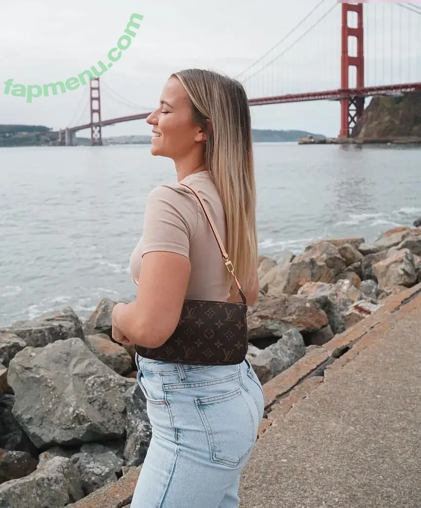 Alina Wachinger nude photo #0022 (alina770 / alinaxloves)