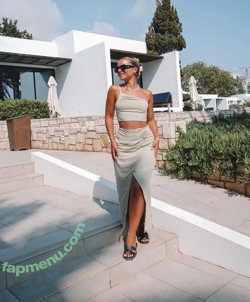 Alina Wachinger nude photo #0092 (alina770 / alinaxloves)