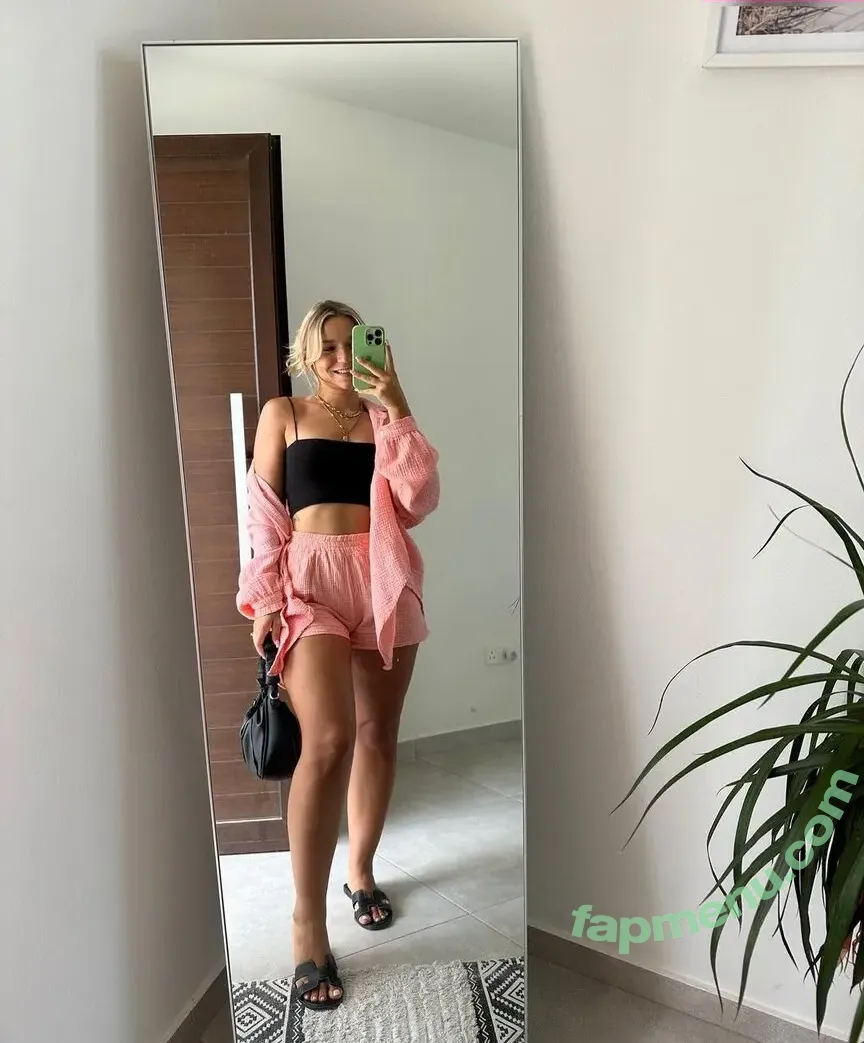 Alina Wachinger nude photo #0095 (alina770 / alinaxloves)