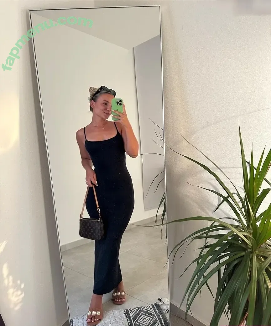 Alina Wachinger nude photo #0134 (alina770 / alinaxloves)