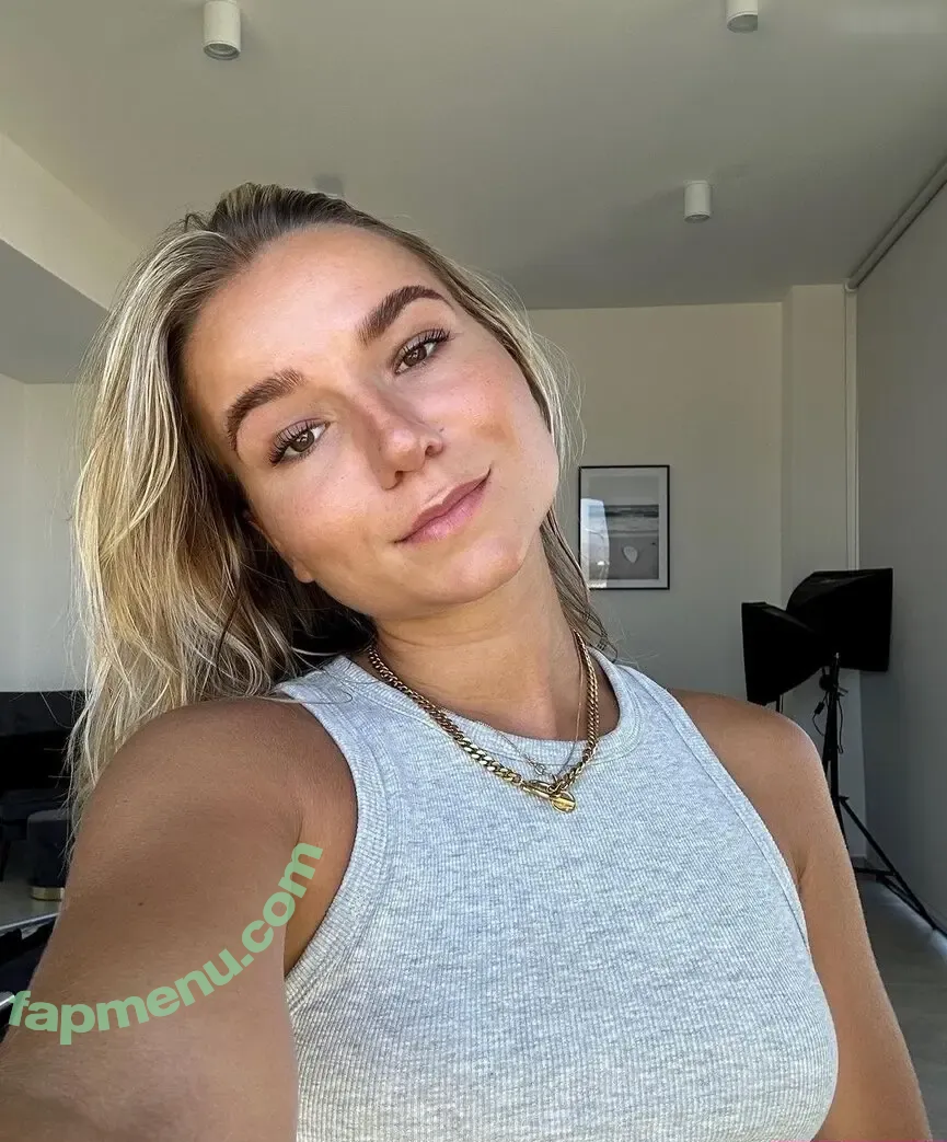 Alina Wachinger nude photo #0145 (alina770 / alinaxloves)