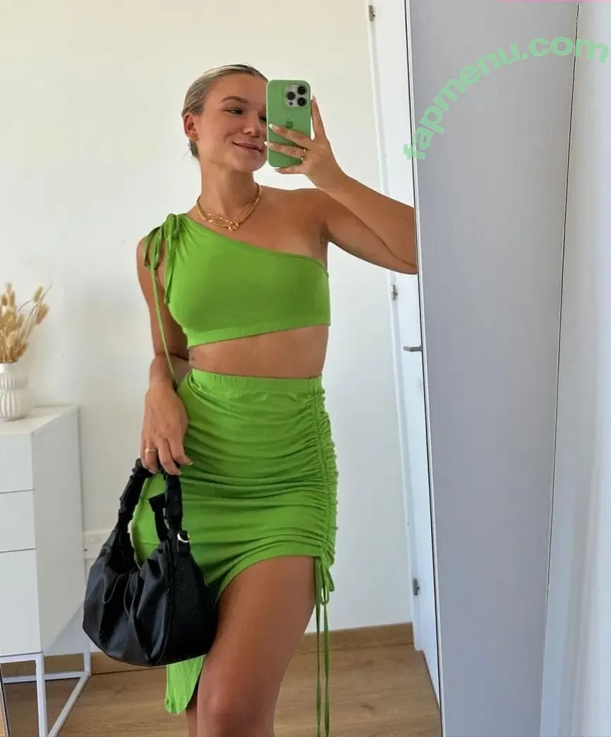 Alina Wachinger nude photo #0166 (alina770 / alinaxloves)