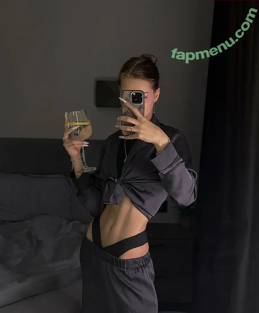 alina.zaozerskayaaa nude photo #0033 (alina.zaozerskayaaa)