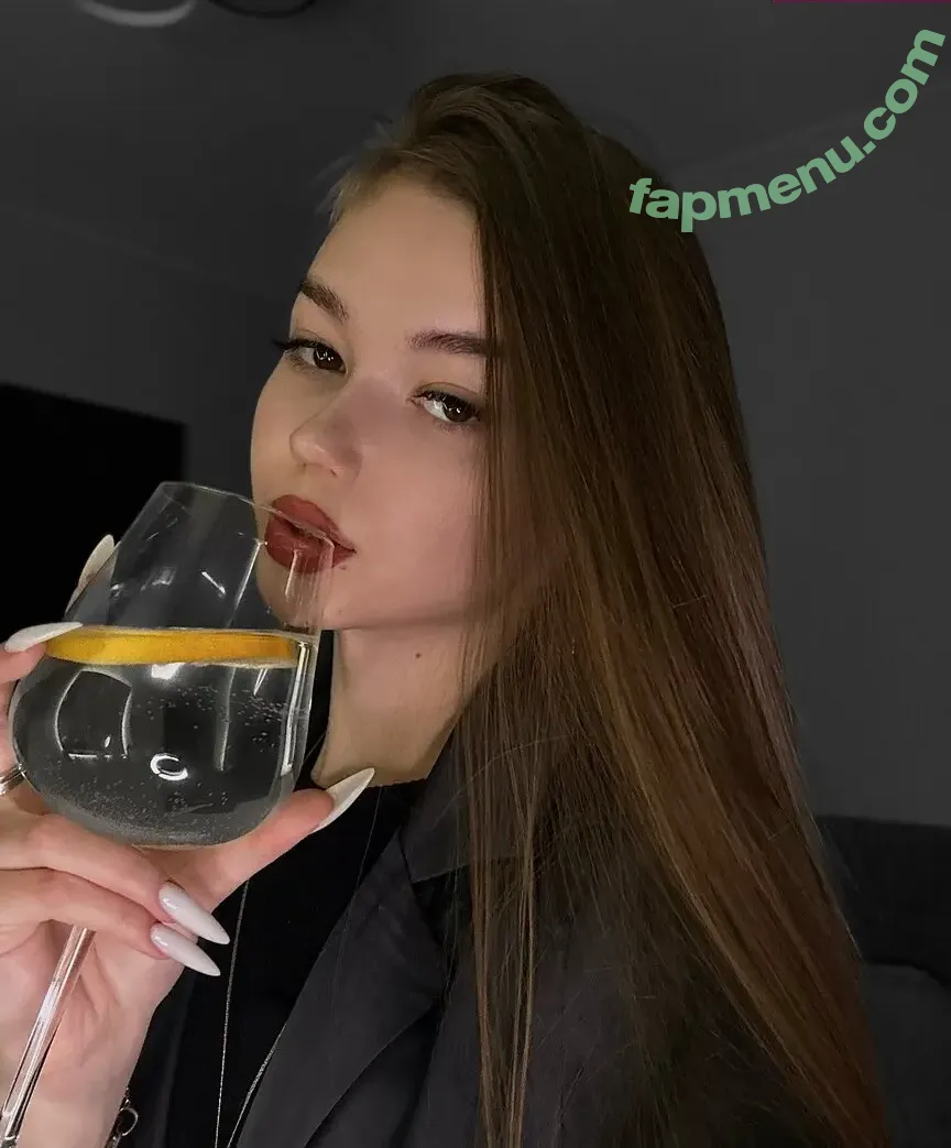 alina.zaozerskayaaa nude photo #0036 (alina.zaozerskayaaa)