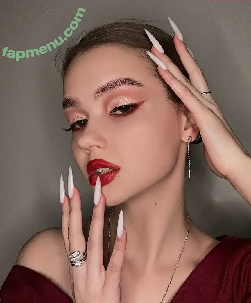 alina.zaozerskayaaa nude photo #0037 (alina.zaozerskayaaa)
