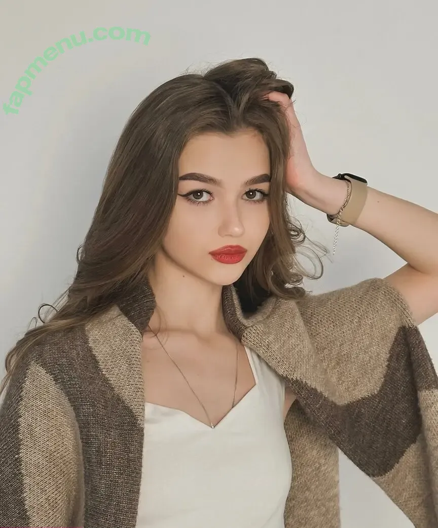 alina.zaozerskayaaa nude photo #0055 (alina.zaozerskayaaa)