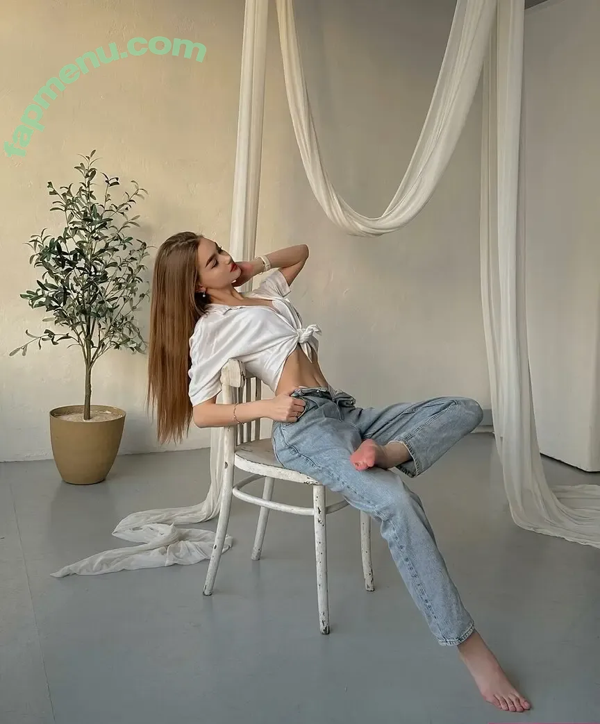 alina.zaozerskayaaa nude photo #0061 (alina.zaozerskayaaa)