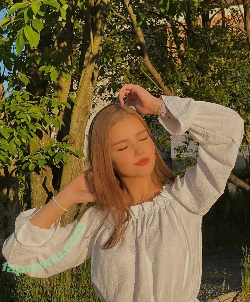 alina.zaozerskayaaa nude photo #0122 (alina.zaozerskayaaa)
