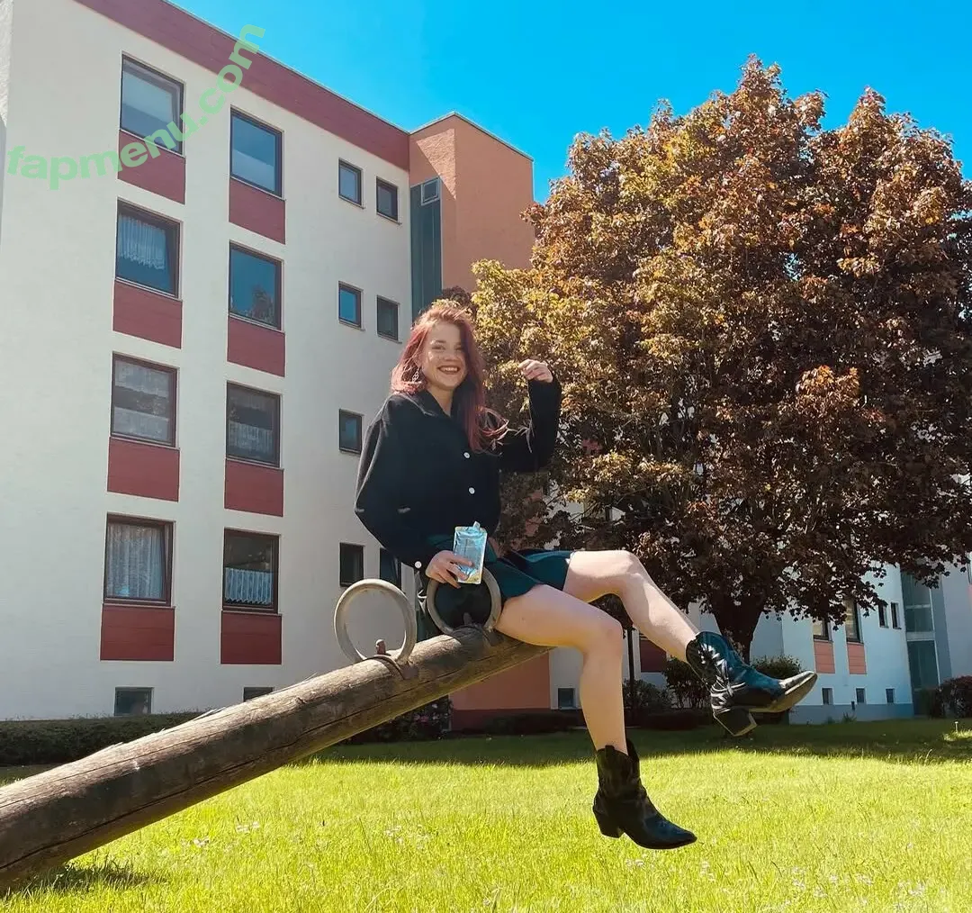 alinagtz1 nude photo #0013 (.xliina2 / Alina Pfeifer)