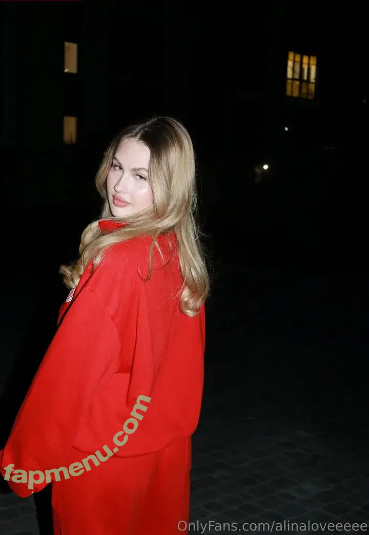 alinaloveeeee nude photo #0042 (alinaloveee)