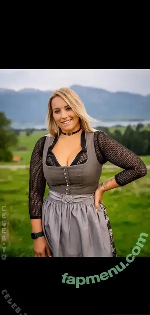 Alinas Landleben / alinas.landleben nude photo #0058