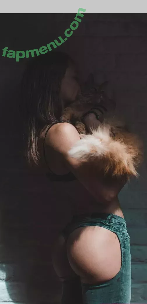 Aline Dessine nude photo #0002 (aline_dessine / u121584761)