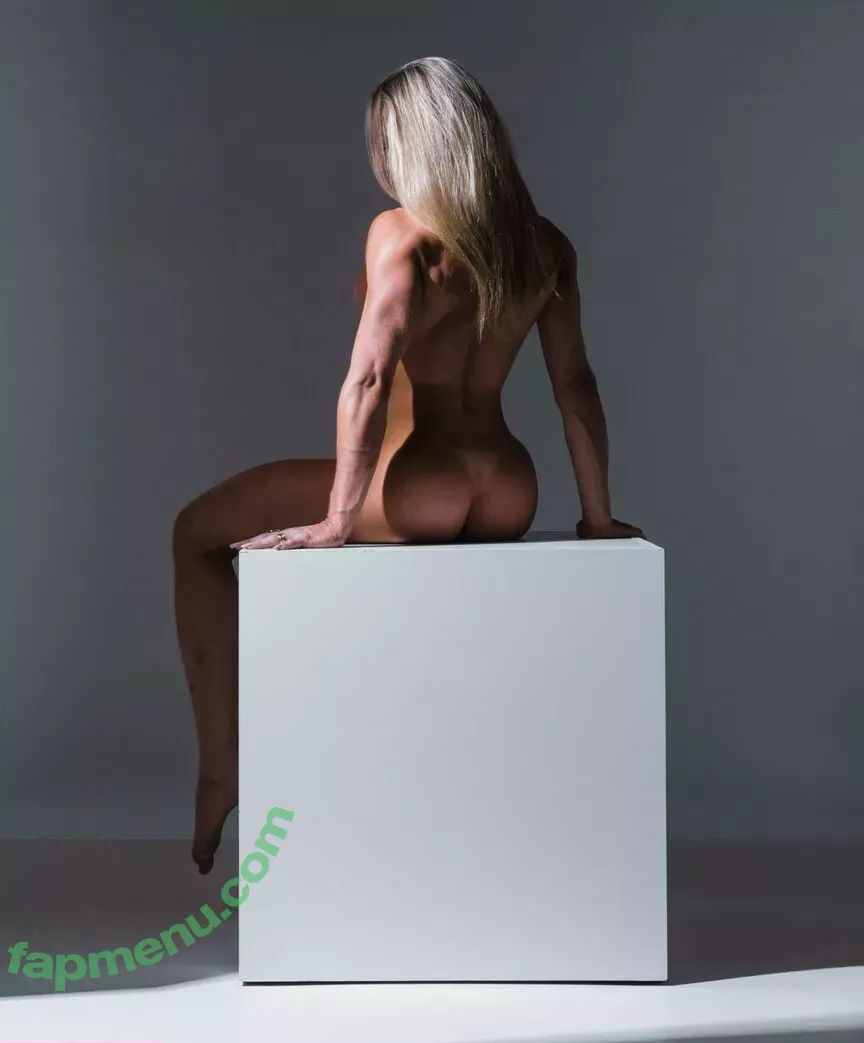 Aline Hirth nude photo #0013 (alinehirth)