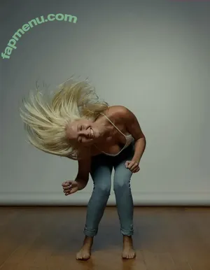 Aline Jones / aliciajonesworld / alinejoness nude photo #0011