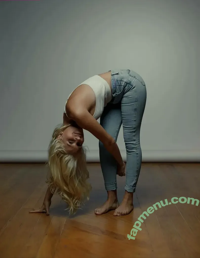 Aline Jones nude photo #0013 (aliciajonesworld / alinejoness)