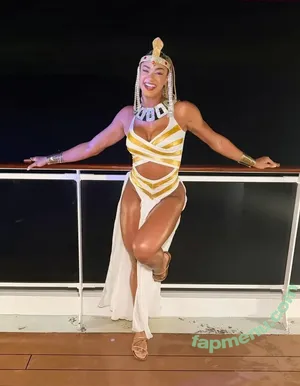 Aline Patriarca / BBB25 / alinepatriarca_ nude photo #0179