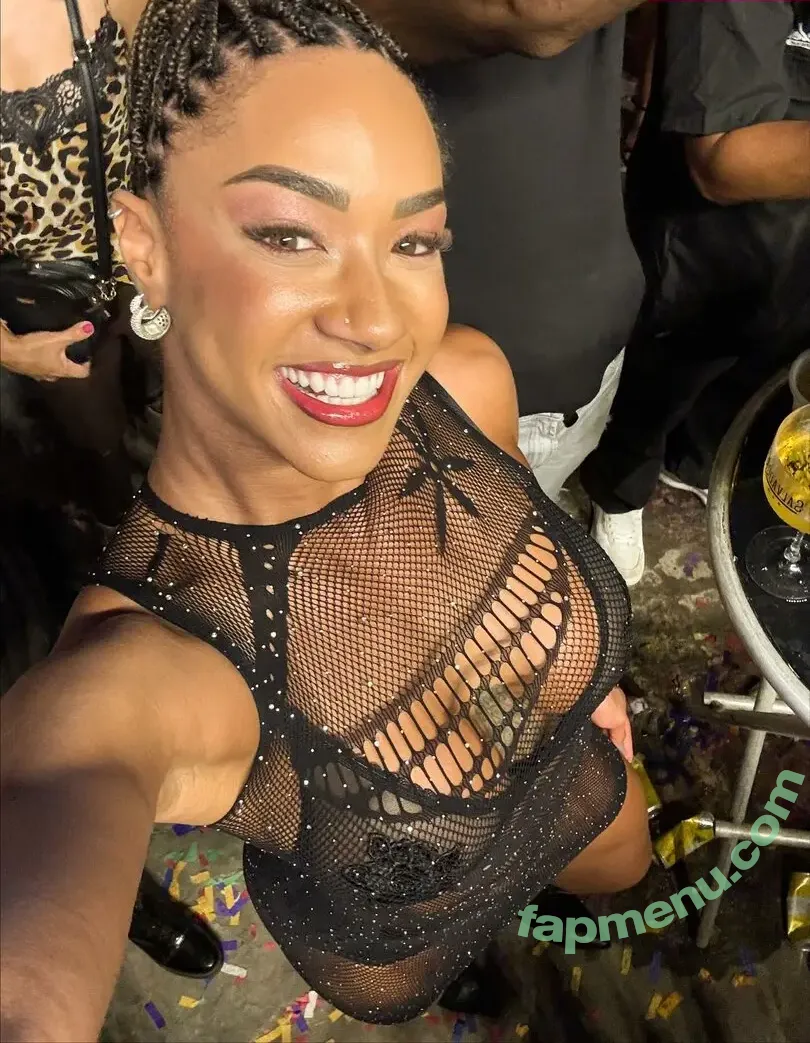 Aline Patriarca nude photo #0124 (BBB25 / alinepatriarca_)