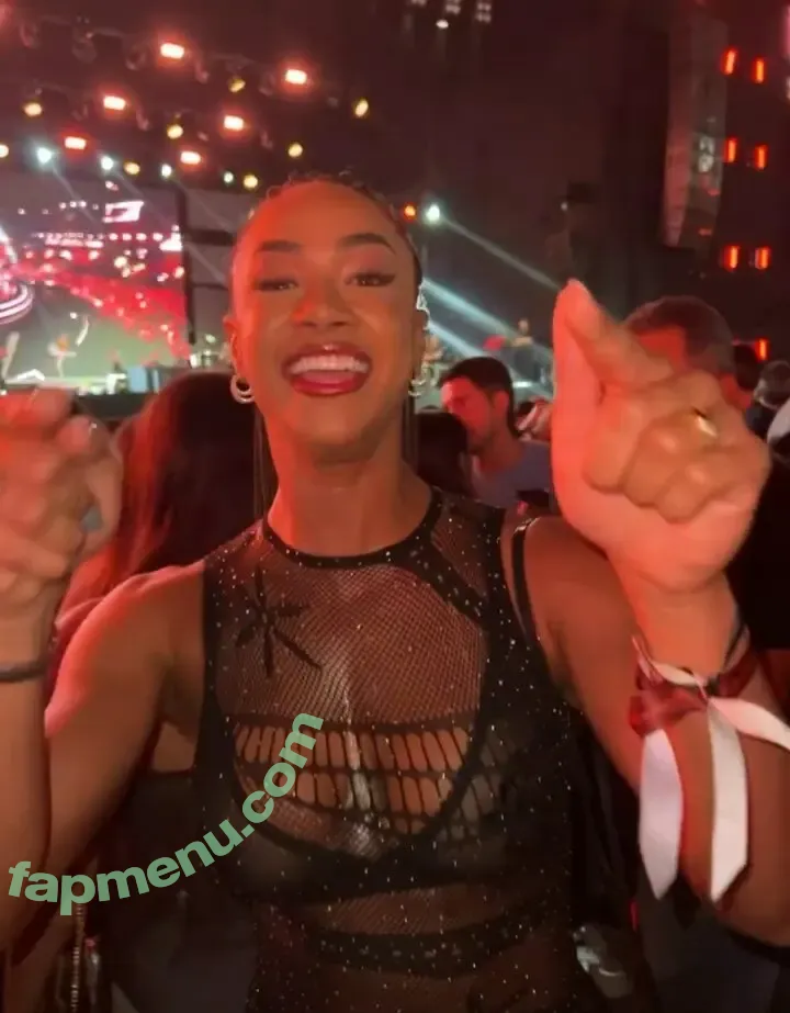 Aline Patriarca nude photo #0132 (BBB25 / alinepatriarca_)