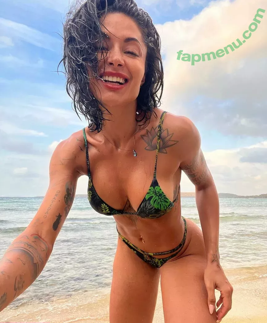 Aline Riscado nude photo #0013 (soualinecampos)
