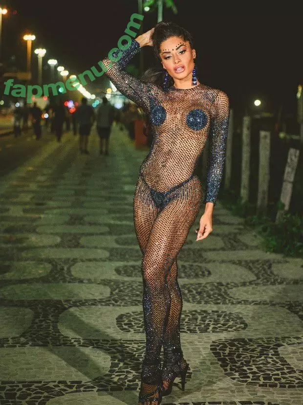 Aline Riscado nude photo #0018 (soualinecampos)