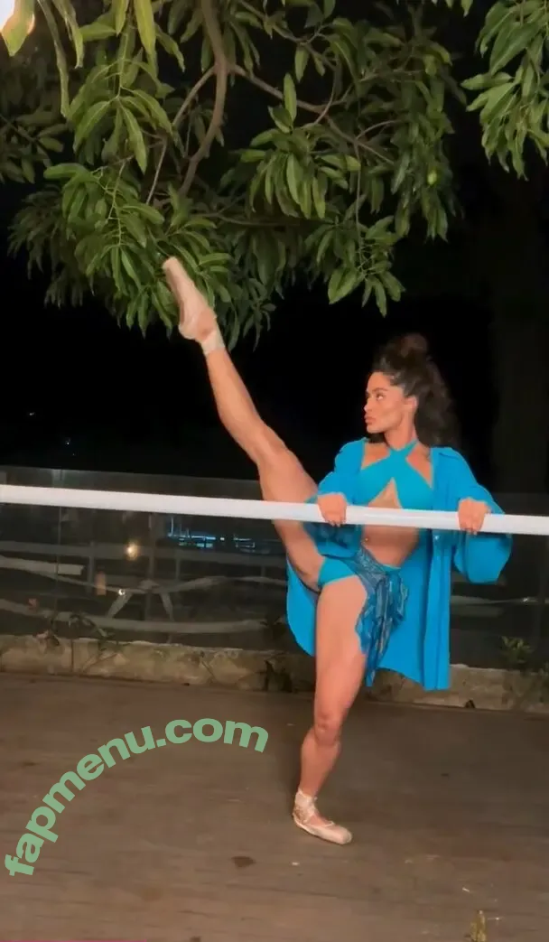 Aline Riscado nude photo #0452 (Aline Campos / soualinecampos)