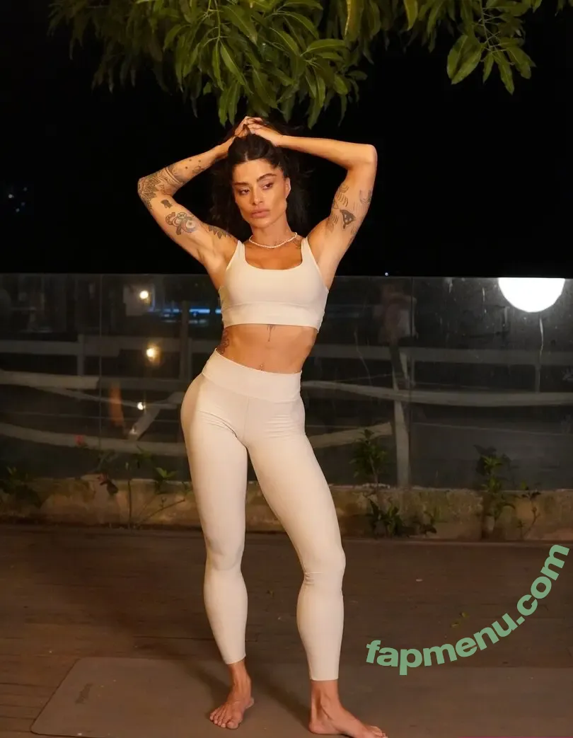 Aline Riscado nude photo #0464 (Aline Campos / soualinecampos)