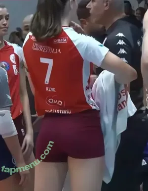 Aline Segato / aline_segato nude photo #0036