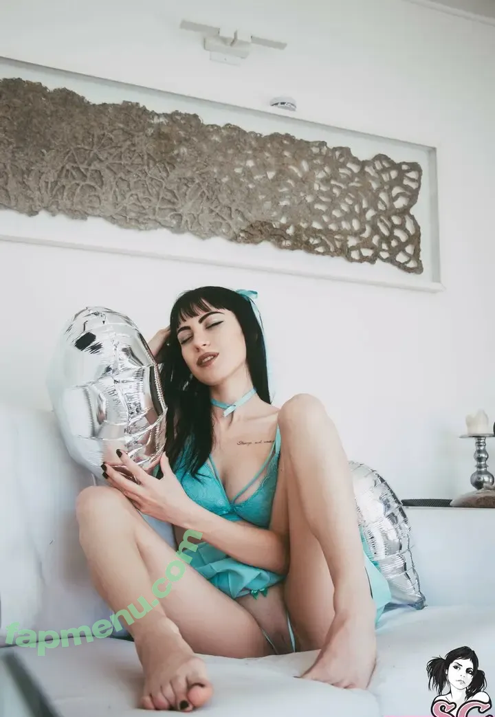 alineem nude photo #0031 (alineem_)