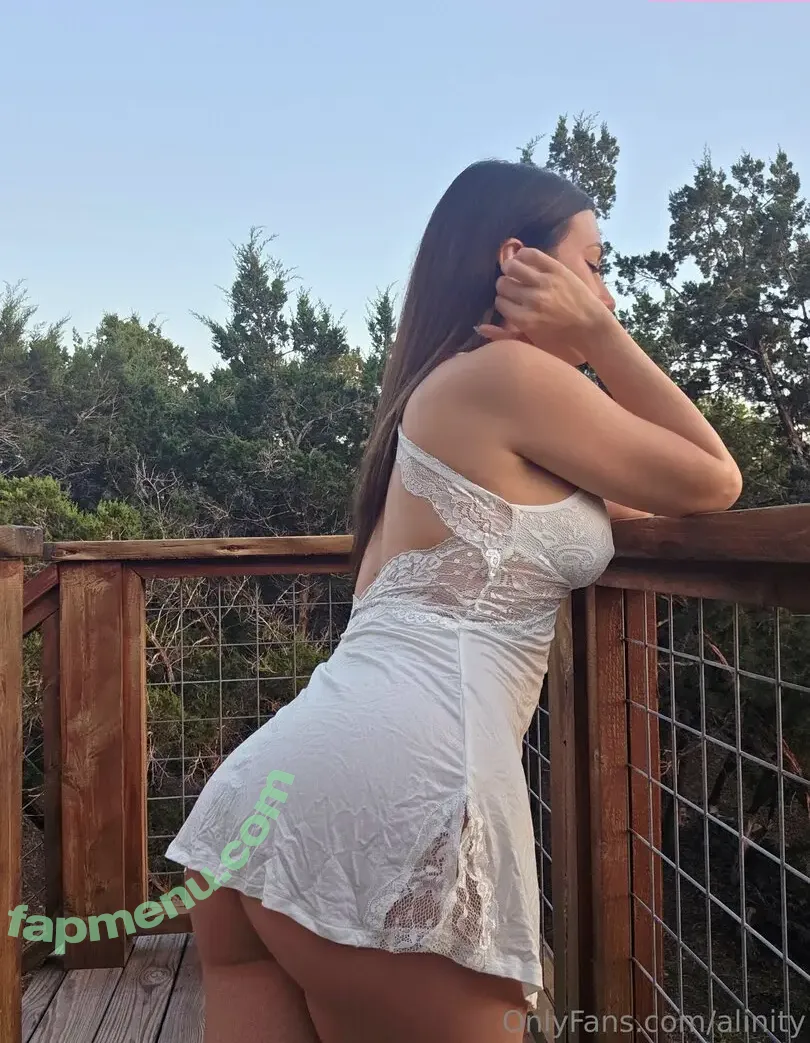 Alinity nude photo #1753 (alinitydivine / rrraechilll)