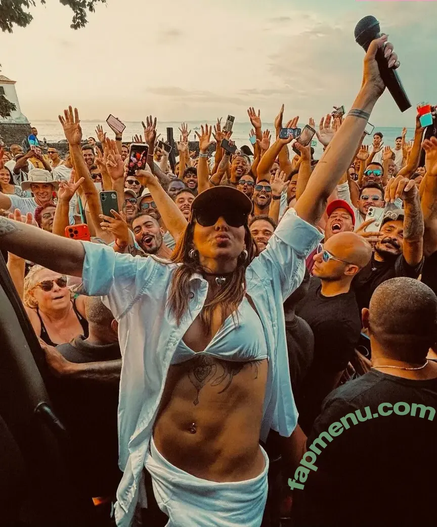 Alinne Rosa nude photo #0183 (alinne)