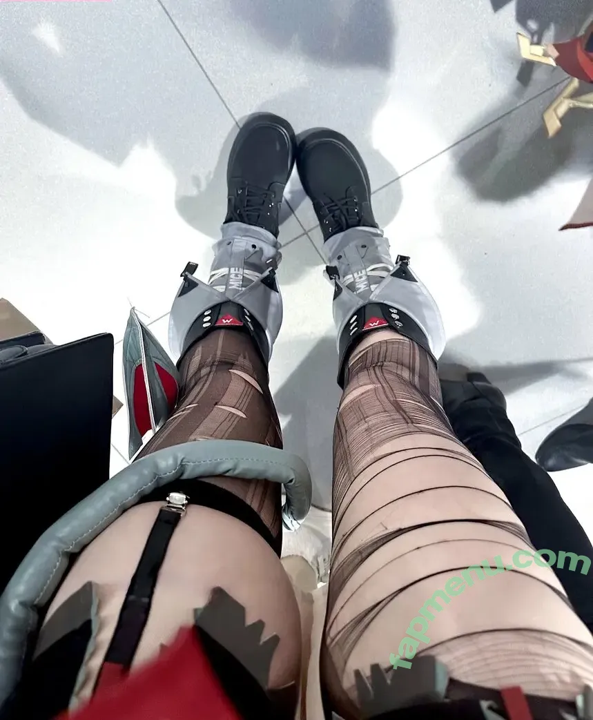 aliqiess nude photo #0025 (aririlii / cw)