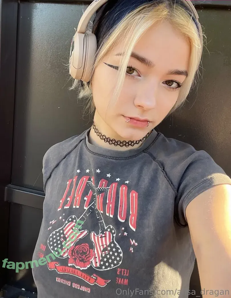 alisa_dragan nude photo #0020 (alisiaa.dragan)