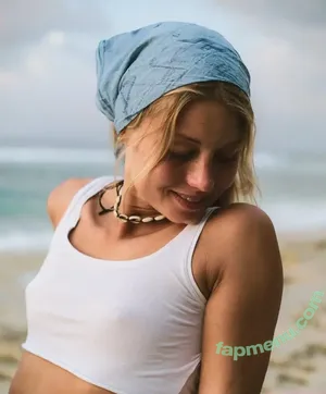 Alisa Winkler / alisawinkler nude photo #0050