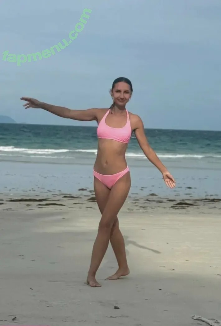 alisamagic nude photo #0020 (alisamagic)