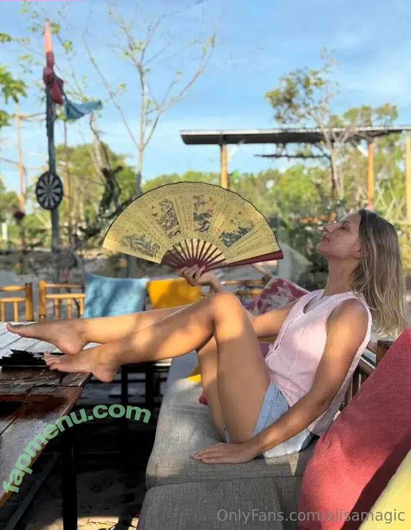 alisamagic nude photo #0039 (alisamagic)